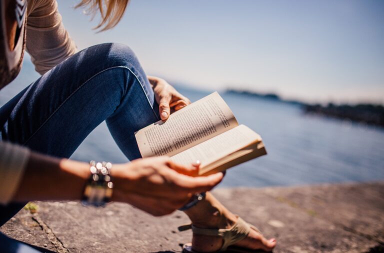 Literatura kot orodje za delo z mladimi